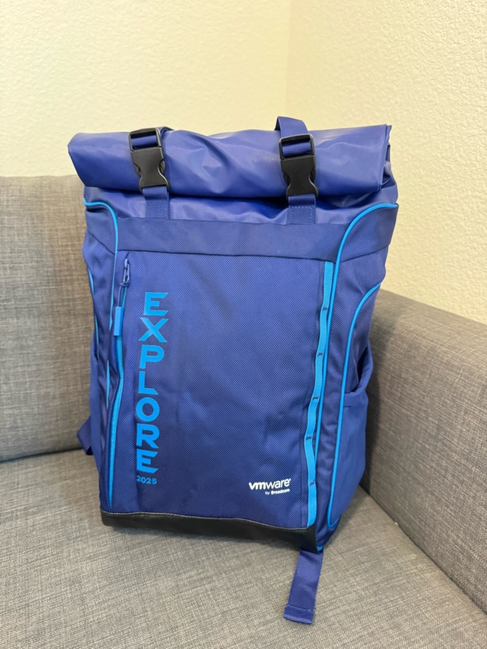 NEW - Blue Roll-Top Multiple Pockets Backpack 🎒 - Picture 4 of 16